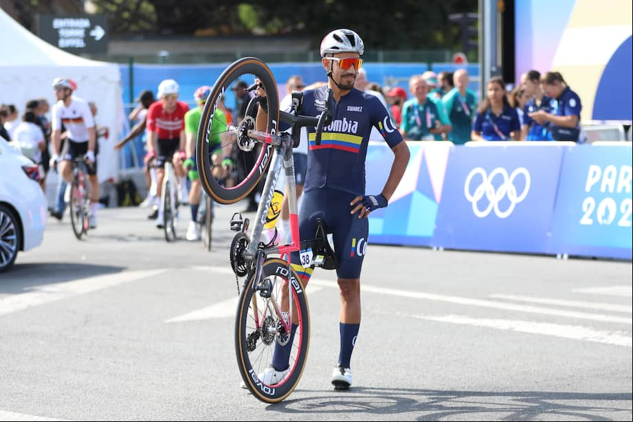 Daniel Felipe Martínez, ciclista colombiano.