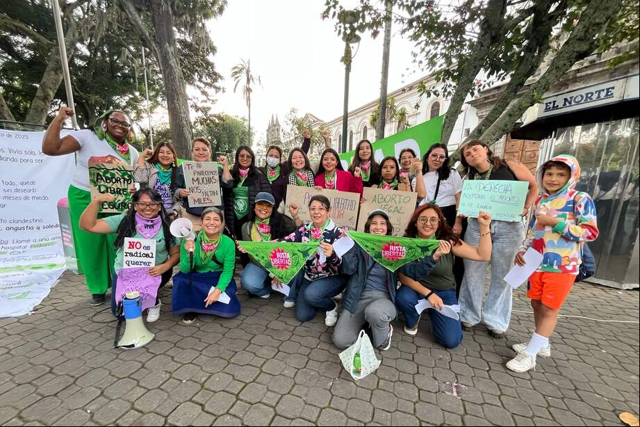 168 relatos que fueron recopilados y entragados por el movimiento Justa Libertad a la Corte Constitucional de Ecuador, en el aniversario de la presentación de la demanda que busca la eliminación del delito de aborto consentido del Código Penal.