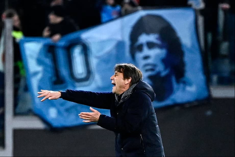 Tras una desastrosa campaña 2023-2024, el técnico italiano enderezó el rumbo y condujo al Napoli de regreso a la gloria con una nueva copa de liga.