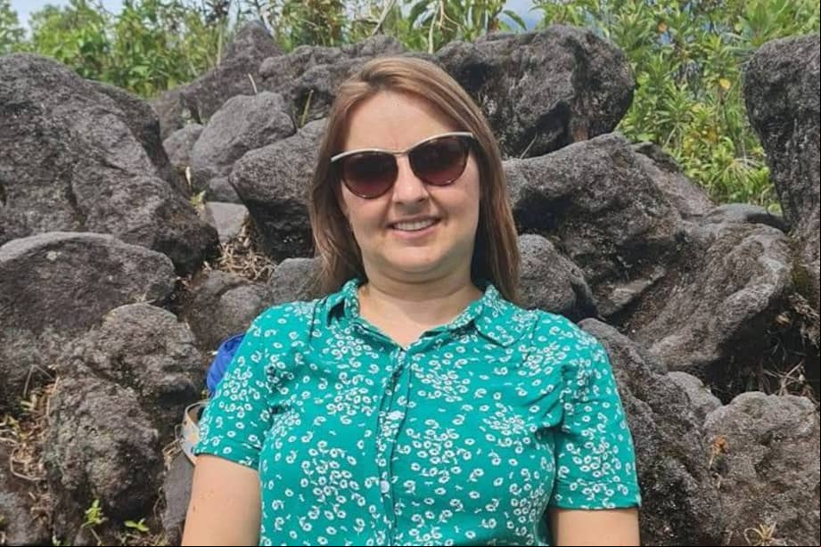 Las cenizas de Diana Milena Jaramillo Aguirre fueron trasladadas a Colombia tras su fallecimiento en Turquía, donde su muerte aún está siendo investigada.