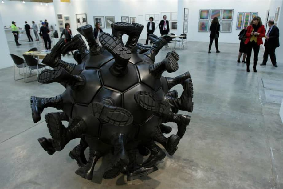La novena edición de la Feria Internacional de Arte de Bogotá (ArtBo) la más importante de Colombia abrirá al público este viernes con la participación de 65 galerías de 21 países.