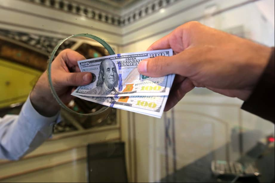 El precio del dólar sigue dependiendo del futuro que tengan los acuerdos comerciales de Estados Unidos.